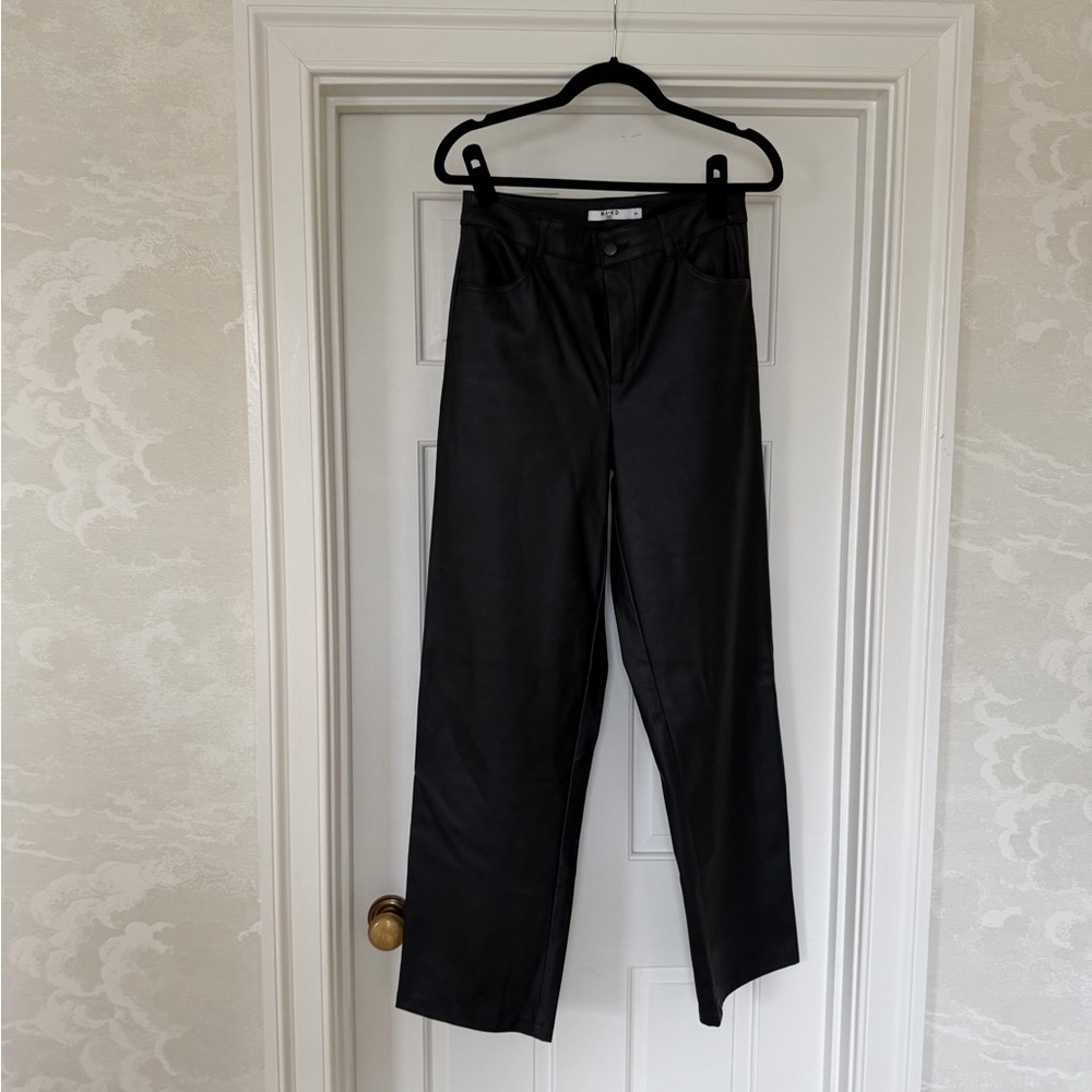 NA-KD Elegant Black Women's Pleather Straight Leg Pants